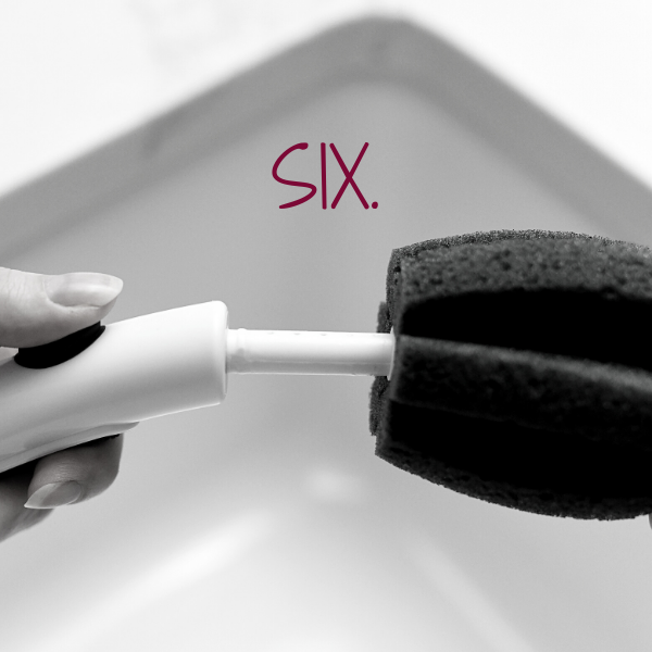 It is best to replace the sponge head when dry. To remove, grasp the sponge (and plastic insert) at the end closest to the want and pull. To replace, simply snap the replacement head onto the wine brush until you hear a click