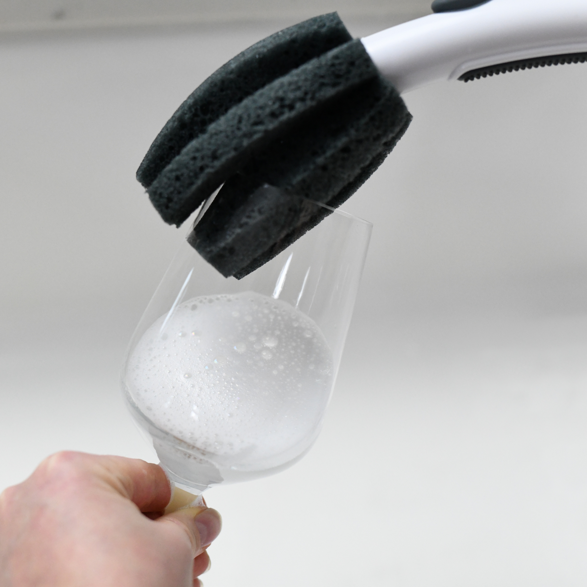 Champagne flute cleaning brush